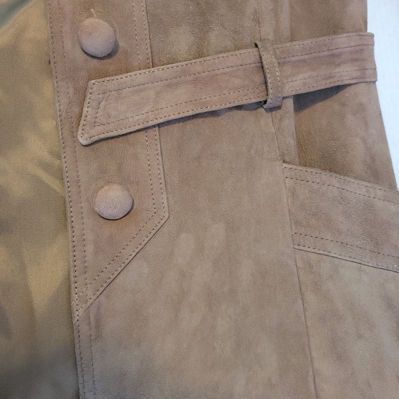Leathers by New England Suede Coat Tan - Picture 11 of 13